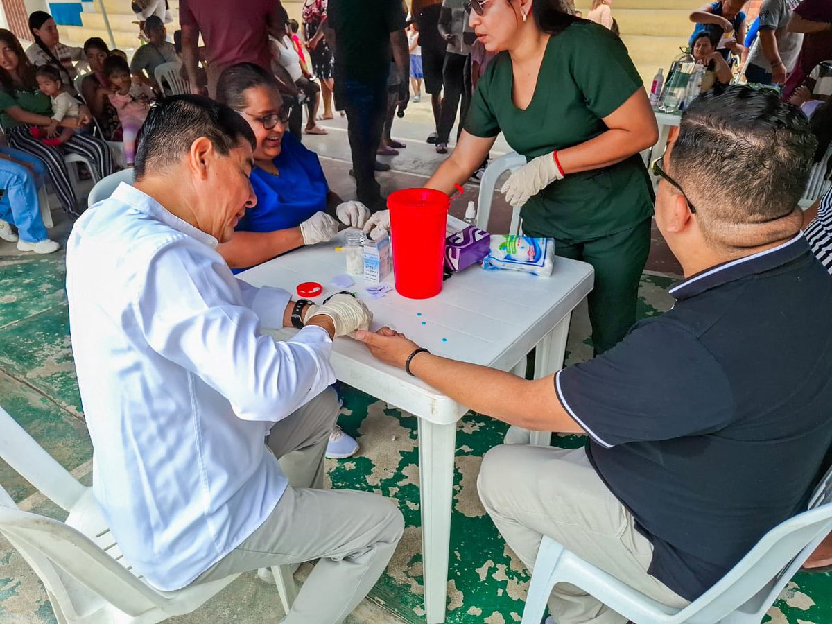 Brigada médica atendió a vecinos en el Parque San Juan de Daule